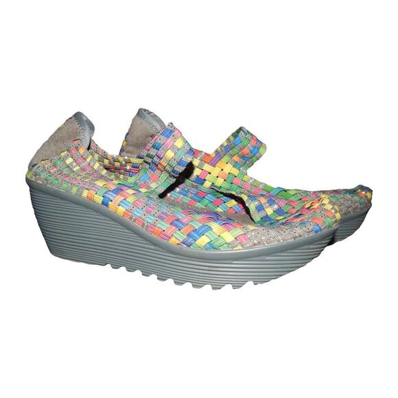 ST. JOHN'S BAY women's size 8 rainbow woven Karma Mary Jane wedges - Picture 3 of 12